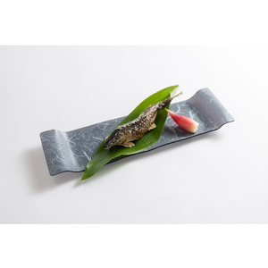 うつ和シリーズPremium Black「角（大）」(PB006A)(5枚入り)[111N08] 食器 日本製 家庭用食洗器対応可 耐熱温度80℃ 耐久性 割れにくい 電子レンジ不可 皿 お皿 うつわ 器 アクリル 樹脂 和紙 モダン 手曲げ加工