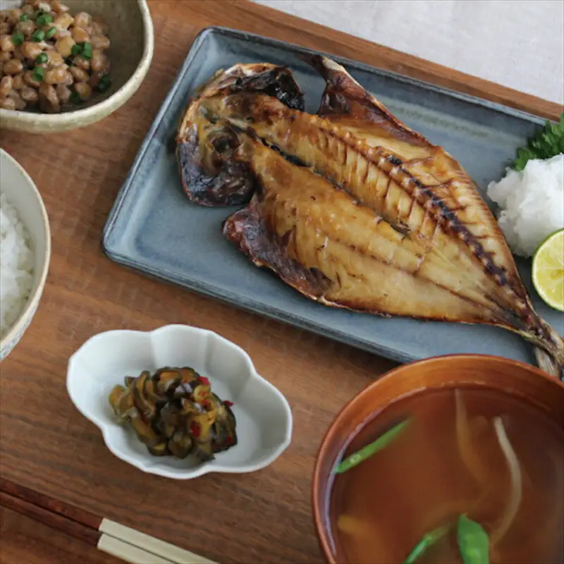 【寄附額見直しました！】干物 なんと！焼いてありますセット【惣菜 魚 干物 ひもの お取り寄せ 御中元 お中元 お歳暮 父の日 母の日 贈り物 家庭用 自宅用 贈答品 贈答用 ギフト 定番 朝食 朝ごはん 神奈川県 小田原市 】