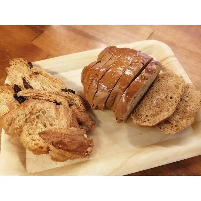 おやつにピッタリ　Bakery＆Bakeryの北海道産小麦・無添加生地のラスクセット_03876