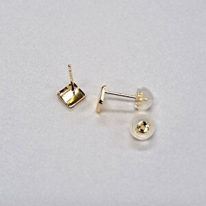 APE5142 ひし形ピアス