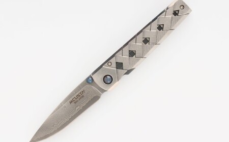 H110-03 MCUSTA SHINRA ダマスカス ”刀”