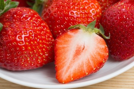 BE037.★限定品★あまおうプレミアム（桐箱入り）／２０２７年１月下旬～４月配送【あまおう】