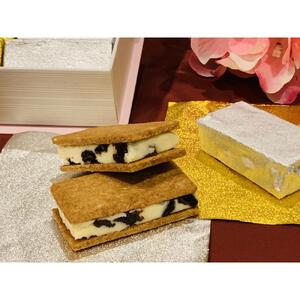 グルテンフリーレーズンバターサンド＆抹茶あんバターサンド　計8個　(各4個)×2箱
