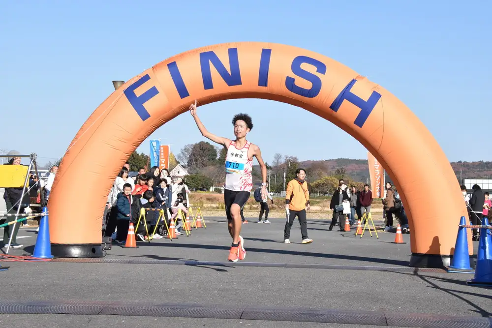 15-14 第22回 那須烏山マラソン大会 ハーフマラソンの部出走権 1名分 | チケット 参加権 スポーツ 運動 ※令和8年11月～発送