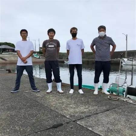 【先行予約】【金曜日発送】漁師直送!天然活トコブシ1kg(10～20個)_美味しい トコブシ 漁師直送 新鮮 国産 送料無料 千葉県_【配送不可地域：離島・北海道・沖縄県・東北・中国・四国・九州】【1532978】