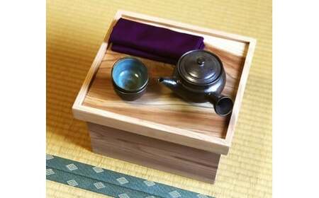 箱膳中