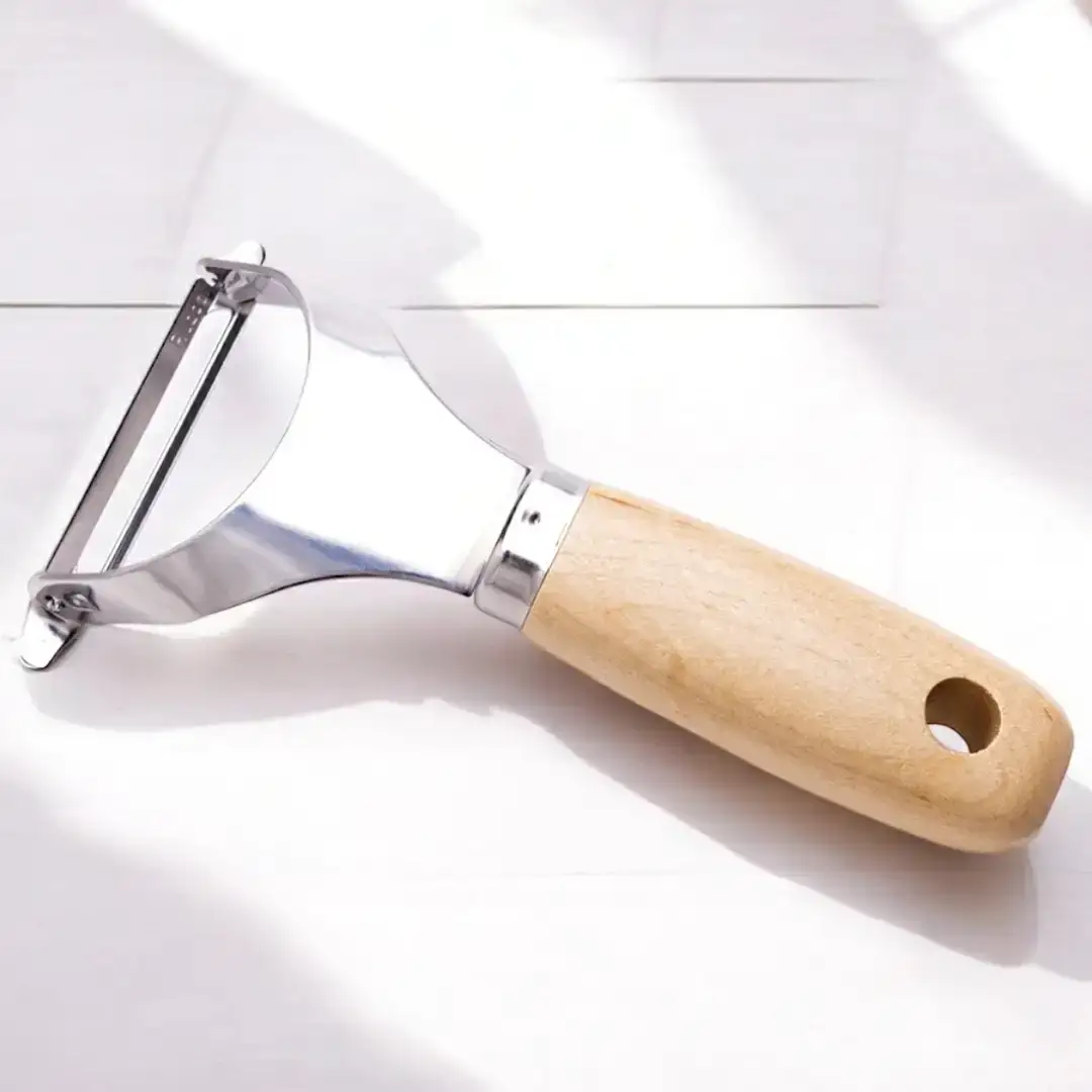 輪切りスライスと木柄ピーラー 皮むき 時短 調理器具 キッチン用品 キッチンツール 燕三条製 [小柳産業]【011S208】