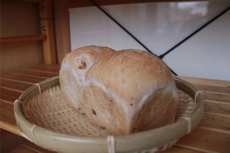 パン くりぱんクラブのリッチ食パンセット（レーズン食パン・くるみ食パン各１個 計２個） パン くりぱんクラブ パン ギフト プレゼント 贈答品 お礼の品 6-003