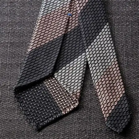 【手織りネクタイ】エグゼクティブガルザタイNo.11 kuskafabric 京都・丹後のシルク織物_装飾品・工芸品 ネクタイ・ベルト 服飾小物 _【1540594】