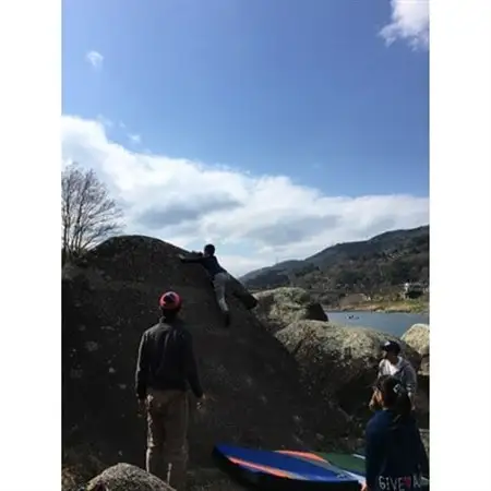 【笠置町】青空の下でアウトドアボルダリング体験 ＆ 手ぶらでバーベキュー【1202016】