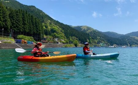 BD1　音水湖 カヌー クラブ　カヤック レッスン （1人分） 【 カヌー カヤック 体験 アクティビティ アクティブ 親子 子ども 避暑地 避暑 国定公園 公園 水遊び 川遊び シングル 夏休み お出かけ 兵庫県 兵庫 西播磨 西播 宍粟 しそう 】