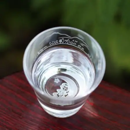 蓼科湖 彫刻グラス「聖光寺の桜とビーナス」1個　冷酒・ジュースグラス(小)_装飾品・工芸品     雑貨・日用品 グラス・カップ 食器 _【1542636】