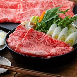 【8か月定期便】鳥取和牛肩ロースすき焼きしゃぶしゃぶ用1kg(500g×2) 1217