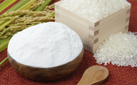 高千穂郷産 米粉 800g  グルテンフリー 国産 料理 アレンジ バナナケーキ シフォンケーキ 米粉ベーグル ホワイトソース 米粉パン 米粉クッキー 米粉スイーツ 米粉料理 食生活 低GI 普段使い 使い勝手 ジップ付き チャック付き 高千穂町 岩戸精米所 _Tk019-036