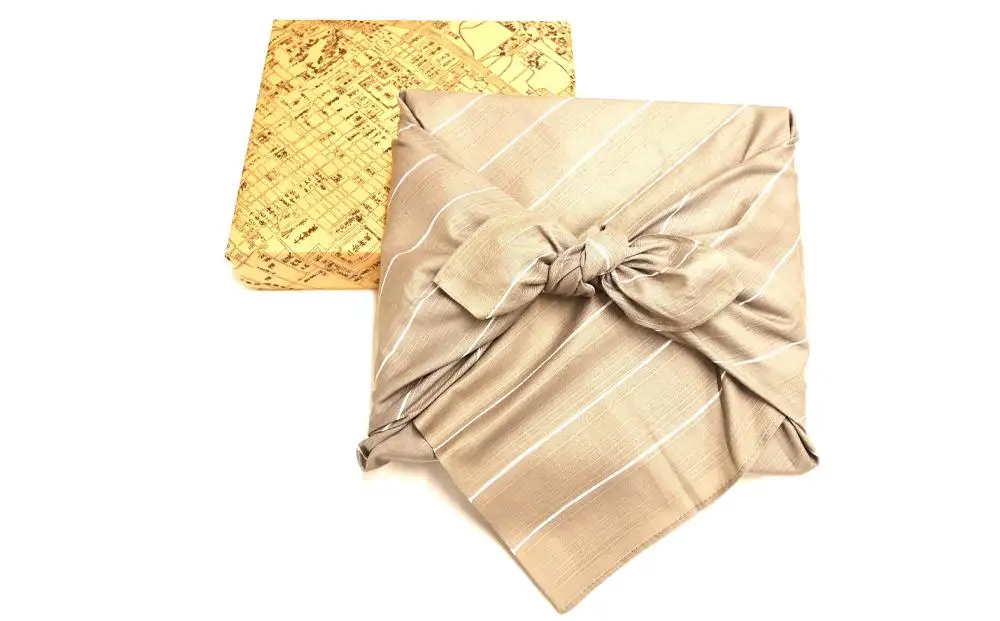 【伊勢源六たちばなや】きれいどころ 詰合せ 「京風呂敷・コトノワ ワームグレー」