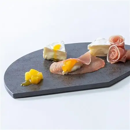 タイルプレート　セラミック製　グレー_雑貨・日用品 皿・椀 食器 _【1533689】