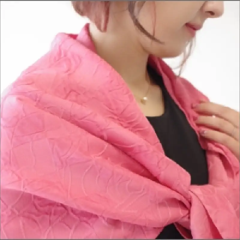 フィルタンゴ ストール【洗える丹後ちりめんのシルク】バラ格子柄　ローズピンク ギフトにもおすすめ。
