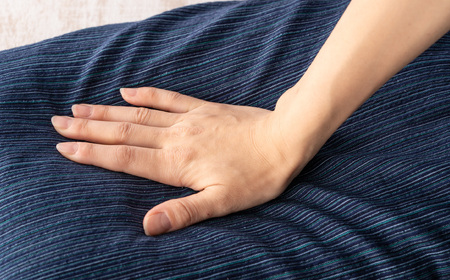 【あずき枕】高さ８cm（Ａ）ひんやり快眠！心地よい / まくら 日本製 枕 横向き 夏用枕 快眠枕枕カバー ファスナーなし 頭に熱がこもらない枕 小豆枕 ひんやり 吸熱効果 快眠グッズ
