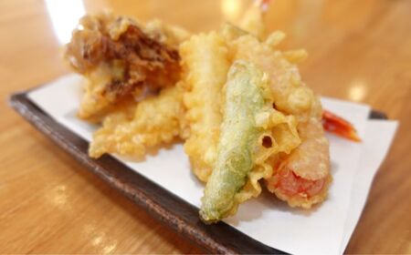 手打ち石臼挽　そば・うどん店「悠楽庵」で使えるお食事券　5000円分《30日以内に出荷予定(土日祝除く)》