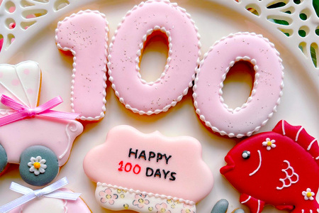 百日祝いのアイシングクッキーセット【ピンク】 [0138]