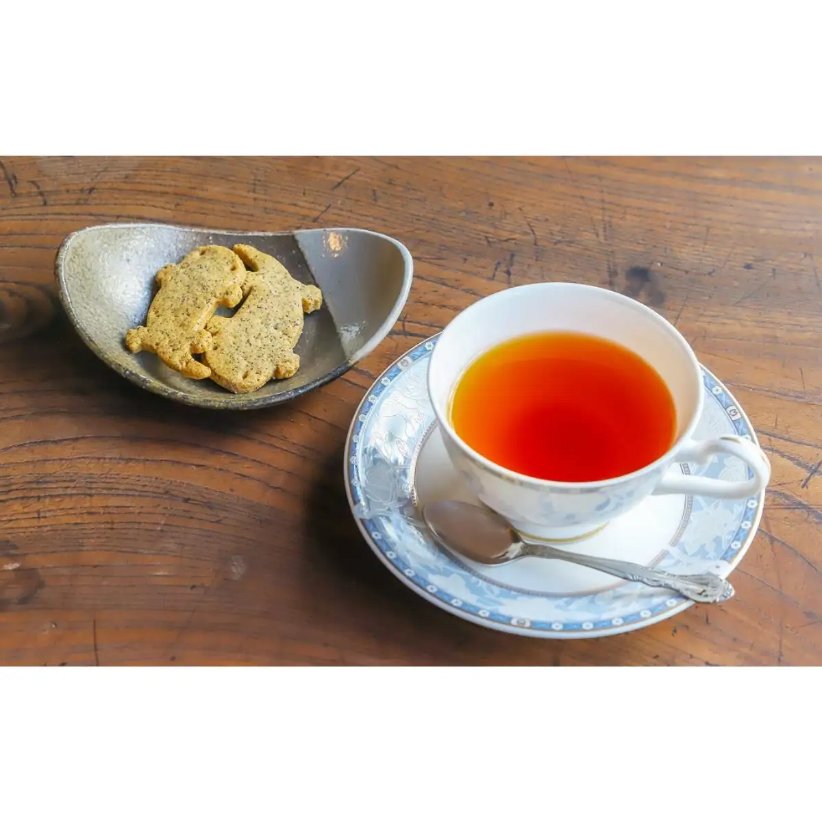 生野紅茶 ティータイムセット クッキー 紅茶 セット 紅茶クッキー サンショウウオ オオサンショウウオクッキー かわいい ギフト お土産 兵庫県 朝来市 AS30AD22