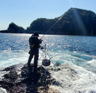 磯釣り職人 ～至高の三脚～ ／ 大河内 釣り フィッシング 竿掛け ロッドホルダー 収納ツール 釣り具 多機能 ステンレス 三重県 度会町