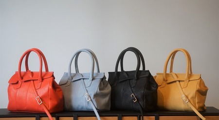 OBI MINI（革のカシミヤ 郡上市産明宝鹿革バッグ）ブルーグレイ