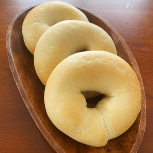 [ふわもちベーグル] 乳製品不使用セット4種 (プレーン3個・黒糖3個・全粒粉3個・紅茶3個) [1650]