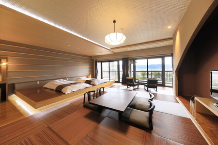 上諏訪温泉 湖泉荘 宿泊券 6,000円分 / 宿泊 観光 諏訪湖 信州 長野県 諏訪市 諏訪 [92-02]