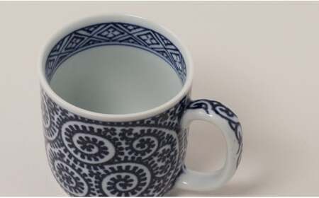 有田焼 蛸唐草 マグカップ (大)【道雪窯】食器 器 うつわ 染付 手書き たこ唐草 タコ唐草 A45-299