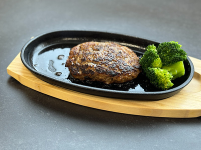 国産牛 合い挽きハンバーグ 150g 6個 国産  牛肉 豚肉 肉 お肉 おにく 冷凍 ミンチ ハンバーグ はんばーぐ ステーキ 小分け 惣菜 おかず グルメ 人気 夜食 おつまみ 晩ごはん お弁当 宇治市 京都府 