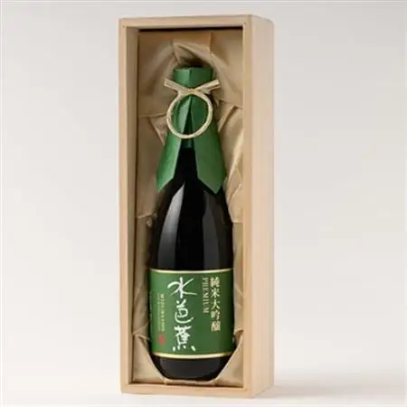 水芭蕉 純米大吟醸プレミアム720ML (木箱入り)_酒・アルコール 純米大吟醸 日本酒 sake サケ_【1573047】