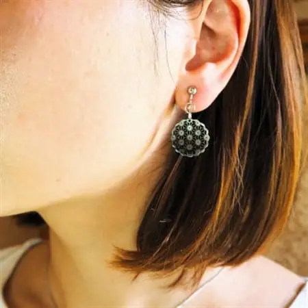 黒蝶貝のレース彫刻「麻」イヤリング_装飾品・工芸品 ピアス・イヤリング アクセサリー _【1237886】