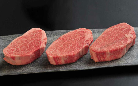 【全6回定期便】佐賀牛シャトーブリアン 3枚（計600g） / 佐賀県 / 佐嘉ZEYTAKUYA（やま田商店）[41AQAA065]