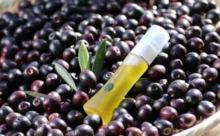 井上誠耕園【季節限定】今季搾りたて小豆島産エキストラヴァージンオリーブオイル 20ml【化粧用】と釜焚きオリーブ石鹸100ｇセット