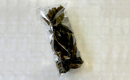 [訳あり・不揃い]オホーツク枝幸の利尻昆布 200g [南宗谷ひだまりの会]【 昆布 利尻昆布 高級昆布 お出汁 コンブ こんぶ 規格外 北海道 オホーツク 枝幸 送料無料 】