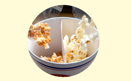 シネマサイズポップコーン(しお味43g キャラメル味65g)×4個［ ポップコーン お菓子 スイーツ 詰め合わせ 食べ比べ ］