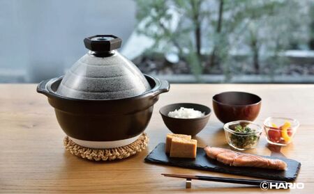 【萬古焼（ばんこやき）】フタがガラスのご飯釜2～3合炊き 令和7年モデル せんが陶器 【HARIO ハリオ 直火 土鍋 耐熱 ガラス 食器 キッチン 日用品 キッチン用品 日本製 ご飯 ごはん釜 炊飯器 四日市市 四日市】