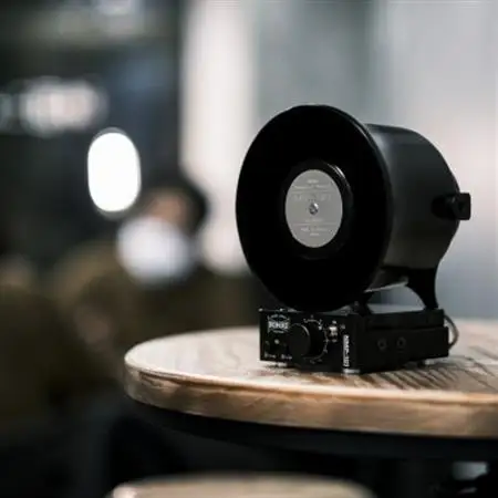 スタックアンプ/金属製ホーンスピーカー型(ブラック)NMP-1B3B_家電製品 TV・オーディオ・カメラ  _【1578568】