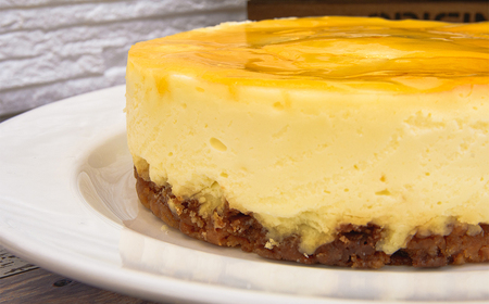 クリームチーズ60%！ベイクドチーズケーキ5号サイズ チーズ 無卵 無小麦 濃厚 特製 冷凍ケーキ 5号 直径 約15cm 洋菓子工房ケーキ屋Shimizu 岩手県 北上市 C0309