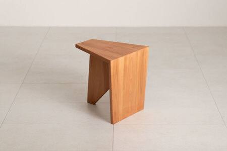 家具 椅子 Grain Stool 柿渋 1点 [丸平木材 宮城県 南三陸町 30bf0005-b]