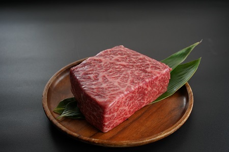 奥出雲和牛モモブロック 450g【黒毛和牛 しまね和牛 ローストビーフ ブロック肉 モモ 霜降り 日時指定 冷蔵 チルド A-10】