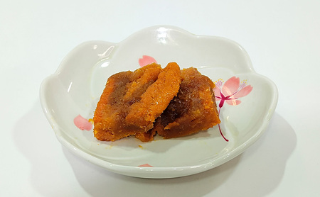 北海道 礼文島産 伝統製法 熟成 粒うに (塩うに) キタムラサキウニ 100g［合同会社れぶん屋］【 うに ウニ 雲丹 粒うに 塩うに ムラサキウニ 熟成 珍味 おつまみ 酒の肴 ご飯のお供 板うに 】