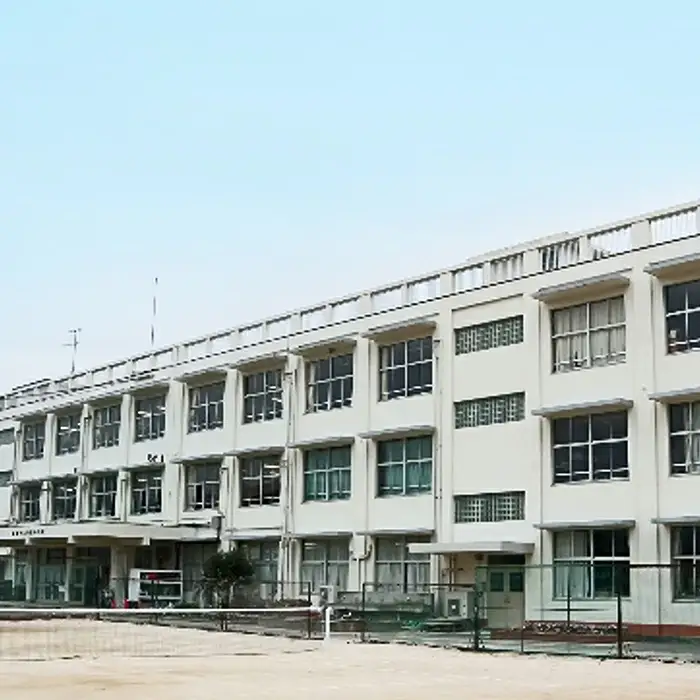 【返礼品なし】市内の市立中学校を応援！（ 通津中学校 東中学校 本郷中学校 岩国中学校 平田中学校 周東中学校 麻里布中学校 岩国西中学校 錦中学校 川下中学校 由宇中学校 美和中学校 灘中学校 玖珂中学校 ）