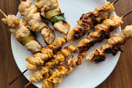 【加工場直送】 焼き鳥 定期便 国産 焼鳥 タレ味 セット もも ネギマ かわ つくね 計32本 3回 総計96本 [とり信 徳島県 北島町 29aj0016] 冷凍 調理済み タレ