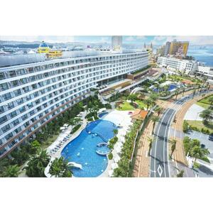 【ふるさと納税】【ヒルトン沖縄北谷リゾート】オーシャンビュールーム1泊朝食付きペア宿泊券 | 沖縄 旅行 ホテル チケット 人気 送料無料