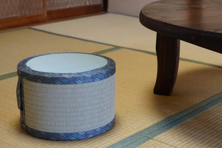 【2個セット】古河市のたたみ職人が作る畳椅子 高さ20cm ｜ 古河市 畳 職人 畳店 いす イス 手軽 腰掛 腰かけ 便利 タタミ 和雑貨 インテリア 日用品 _EA12