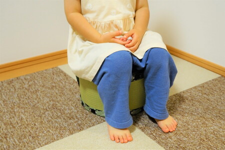 【2個セット】古河市のたたみ職人が作る畳椅子（麻の葉模様（ピンク）・子供用） 高さ15cm ｜ 古河市 畳 職人 畳店 いす イス 手軽 腰掛 便利 持ち運びしやすい 日用品 インテリア 和雑貨 タタミ 子ども用 こども用 _EA14
