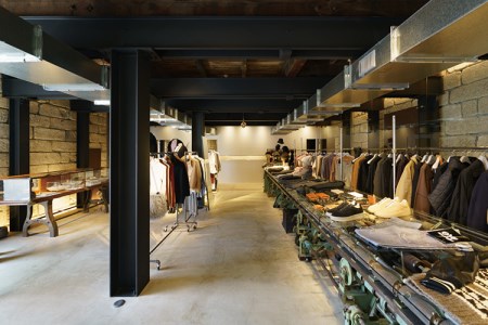 佐藤繊維 セレクトショップ GEA 商品券 3万円分(1,000円×30枚) 【 ファッション 服 洋服 小物 雑貨 アイテム Sato-S2 ギフト券 食事券 利用券 補助券 チケット 観光 旅行 ハイブランド 欧州 世界 日本 東北 山形 寒河江 】100-J-SS004