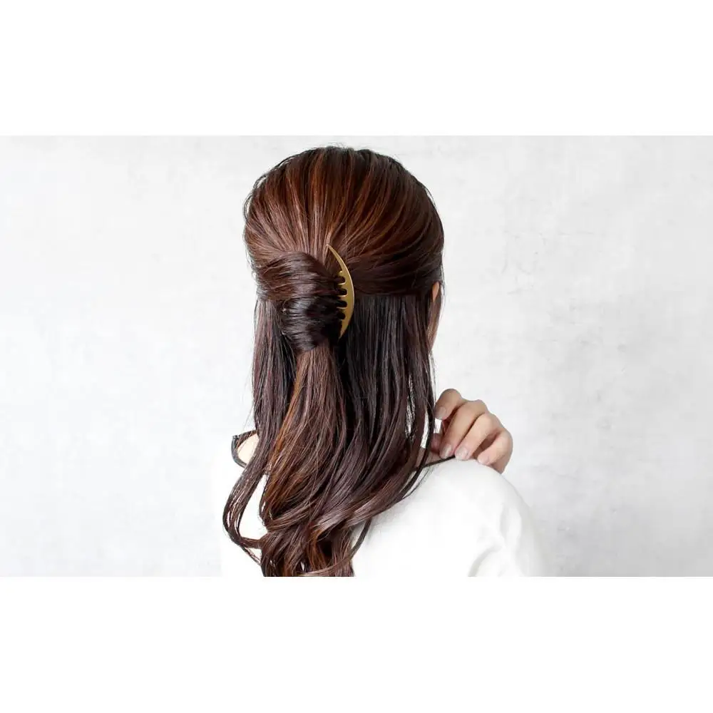 【女性のアイデア×職人技】ステンレス製かんざし「Arcliner comb/Gold」